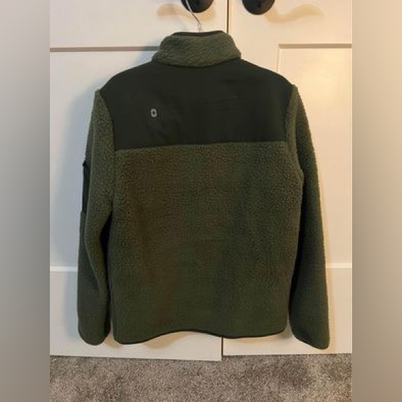 Figs Sherpa Jacket - Picture 2 of 2